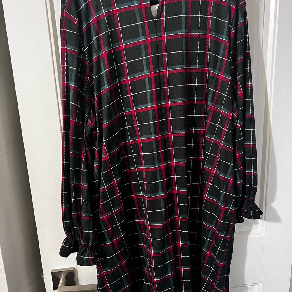 NWT - Maurices Plaid MIDI Dress - Size 3x - Super Soft Material! - Picture 6 of 7
